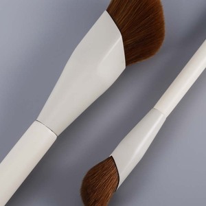 Gracedo แปรงแต่งหน้าเดี่ยว,เครื่องสำอางสีครีม - Product Image 3