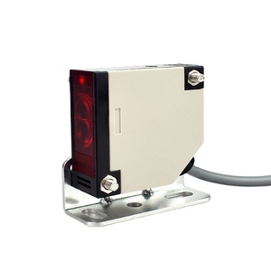 洛世达Q50红外光电传感器1.5m可调漫反射开关DC 10-30V NPN PNP输出 - Product Image 1