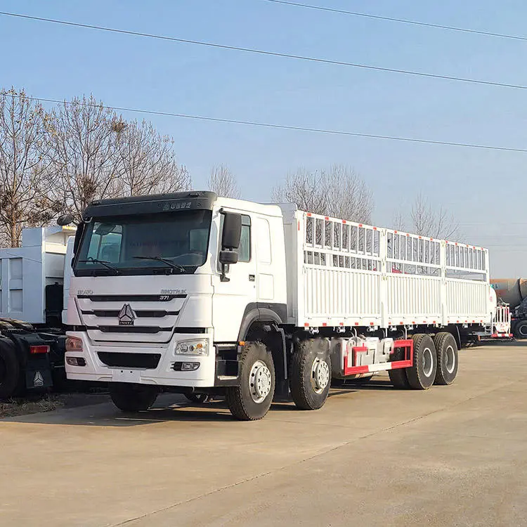 Yükleme kapasitesi 30 ton 40 ton kullanılan kargo kamyonu 8x4 sinotruk howo kullanılan kamyon kargo satılık