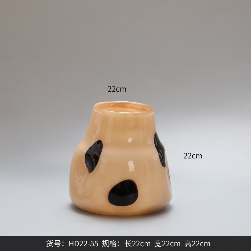 22 cm