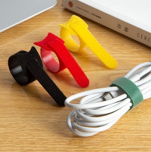 สายรัดสำหรับจัดการสายดาต้าสายรัดสายชาร์จสายเคเบิลตกแต่ง - Product Image 1
