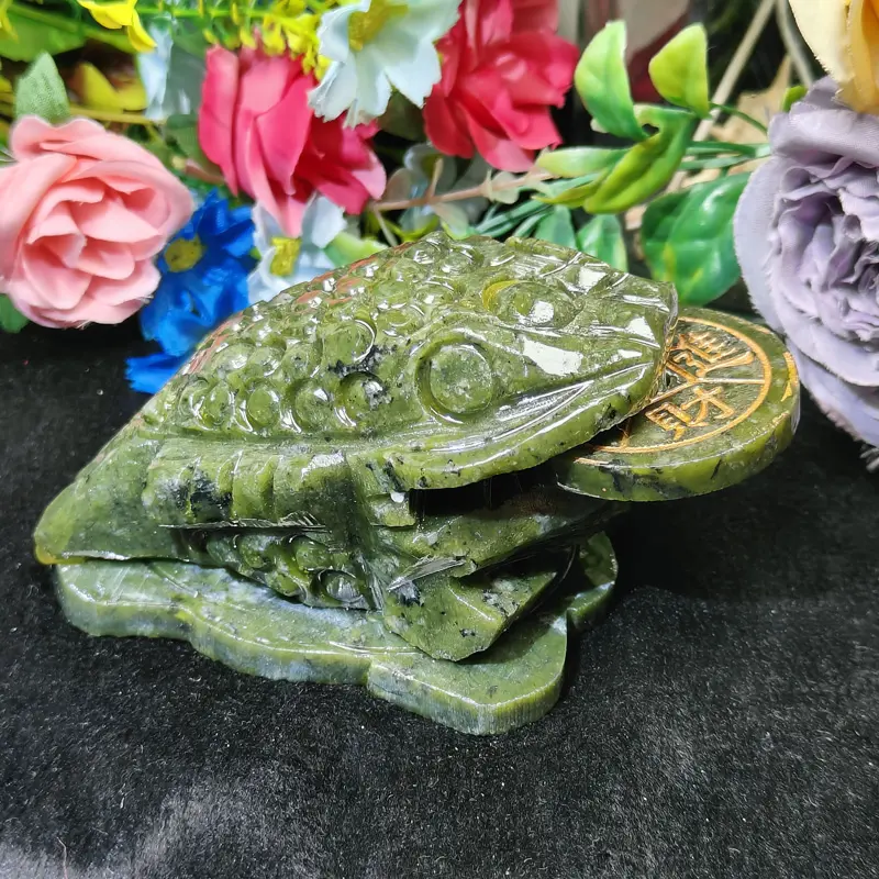 Hot Sale Crystals Einzigartiges Handwerk Islamische Geschenke Xiuyan Jade Golden Toad für Ornamente