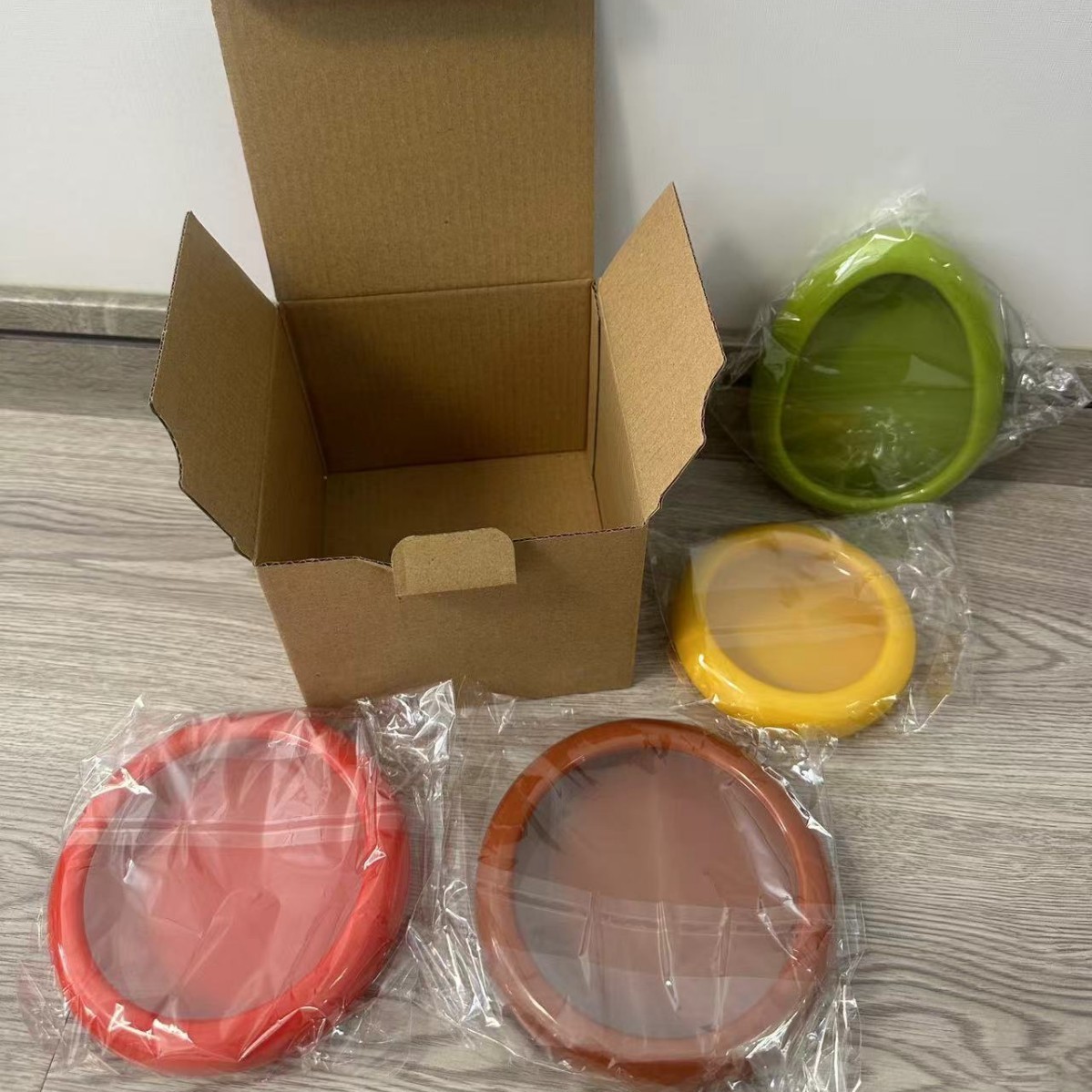 Four-piece set (kraft paper box)