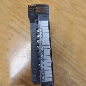 100% original Q64AD Mitsubishi MELSEC-Q SPS A/D-Ausgangsmodul SPS Controller Programmierung analoge Einheit - Product Image 4