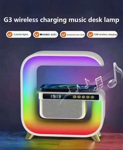 Beliebter heiß verkaufter kabelloser Multifunktions-Lautsprecher mit Wecker Schneller kabelloser Lade lautsprecher Weck lichter