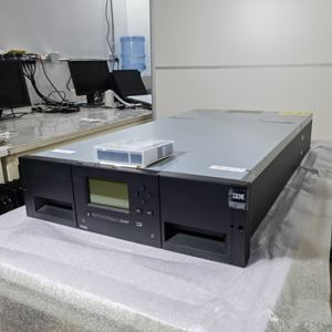 Biblioteca de cintas IBM TS4300 altamente escalable de alta densidad con cinta lineal-Producto de almacenamiento de red de cartuchos Ultrium abiertos - Product Image 2