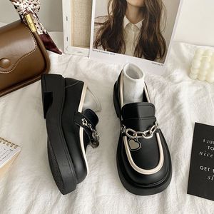 乐福鞋女<span class=keywords><strong>2025</strong></span>新品可爱舒适皮革乐福鞋女休闲优雅心链女乐福鞋