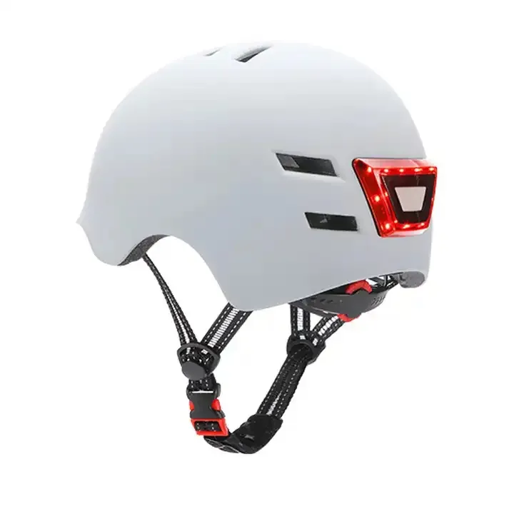 Relee 2022 품질 LED 자전거 헬멧 자전거 LED 충전식 안전 헬멧 경고 램프 산악 자전거 블루 치아 헬멧