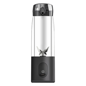 ベストセラー製品600ML多機能充電式フルーツジューサー電気小型ハンドポータブルブレンダー、取り外し可能なベース付き