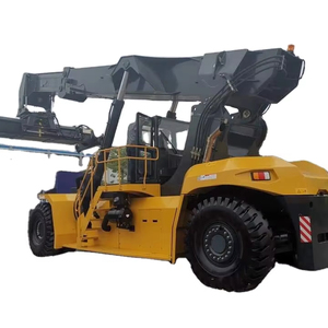 Apilador de 45 toneladas CLG2045 Apilador de contenedores para uso en puertos - Product Image 1