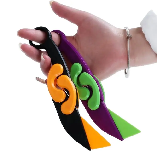 Fabrika fiyat teleskopik plastik katlanır kelebek bıçak plastik oyuncak 3d baskılı yerçekimi dekompresyon oyuncak turp bıçak