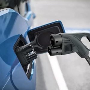 CCS1至CCS2电动汽车充电便携式DC适配器CCS1至CCS2 150A快速充电器适配器 - Product Image 2