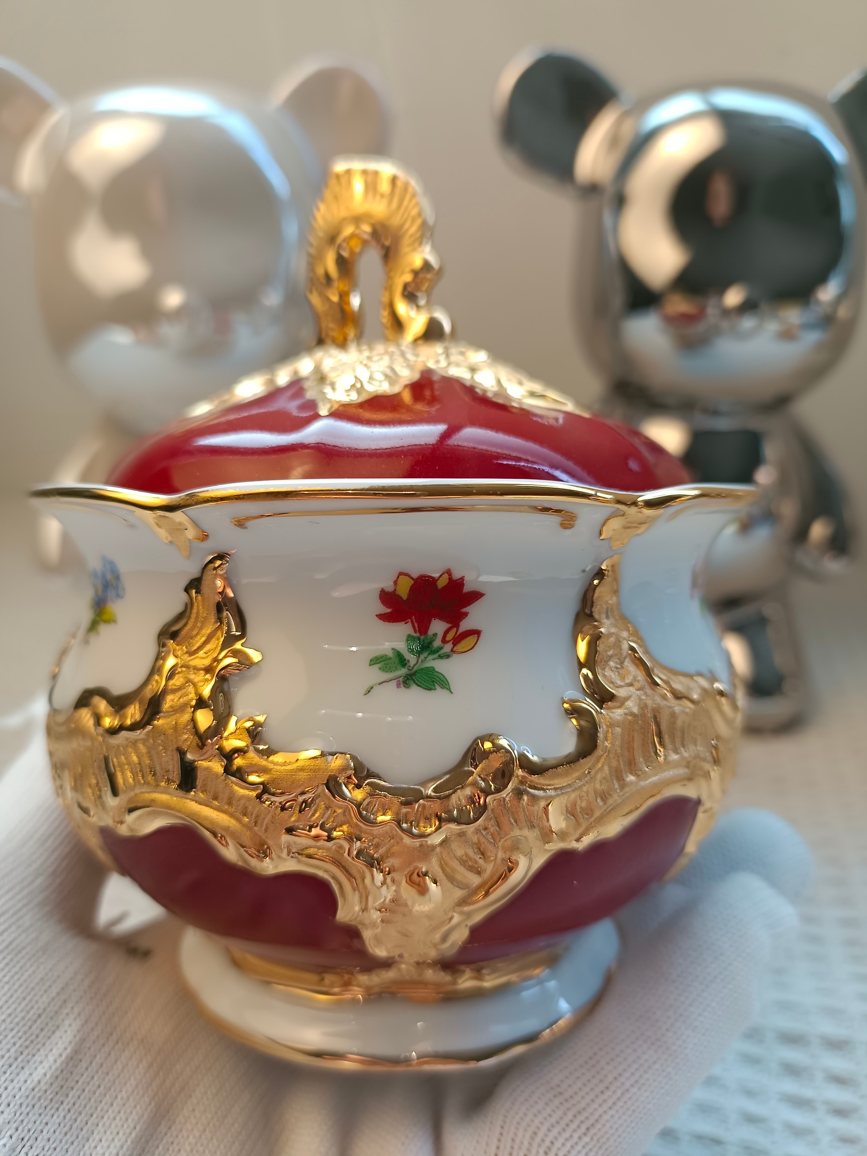 Pot à lait rouge