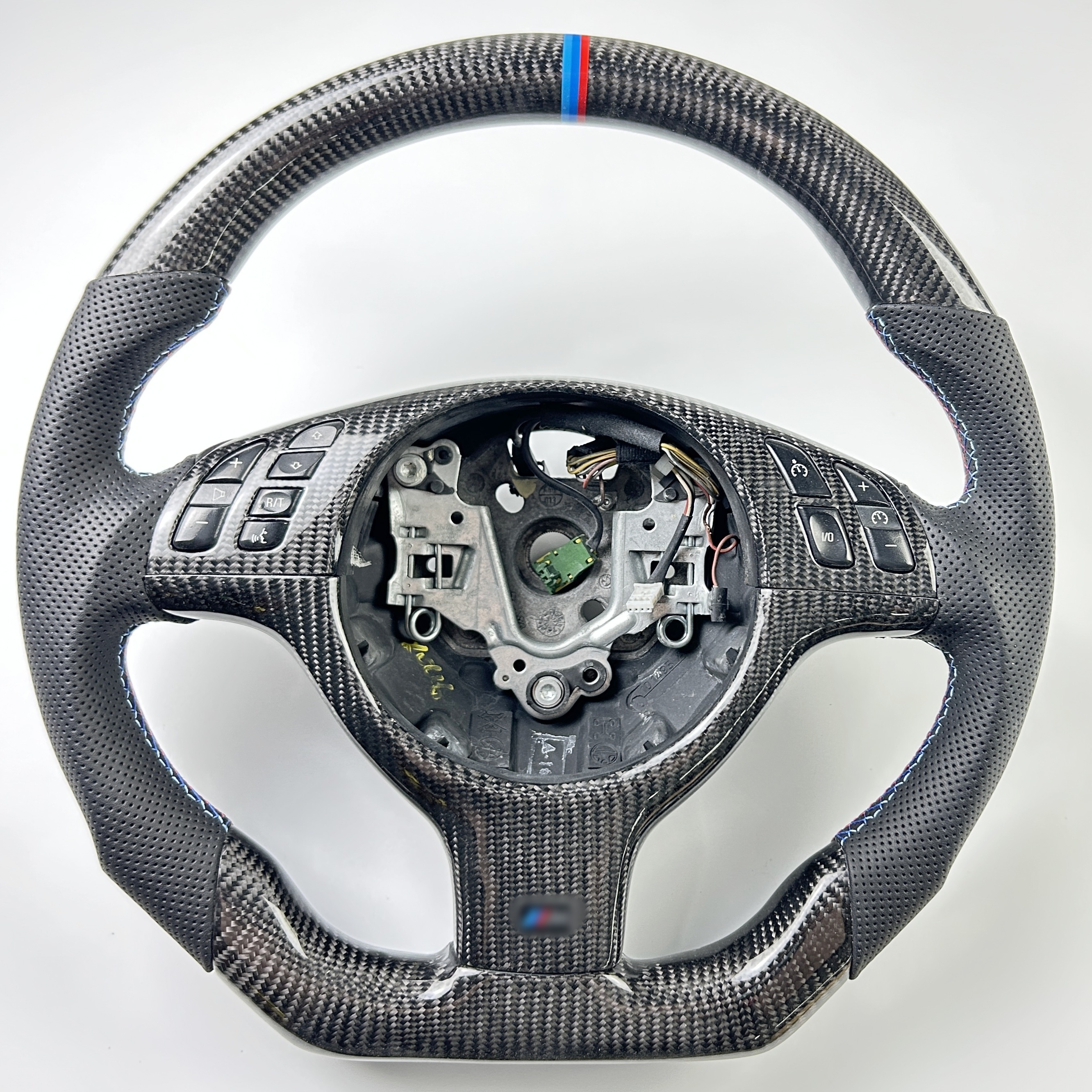 Volante de fibra de carbono