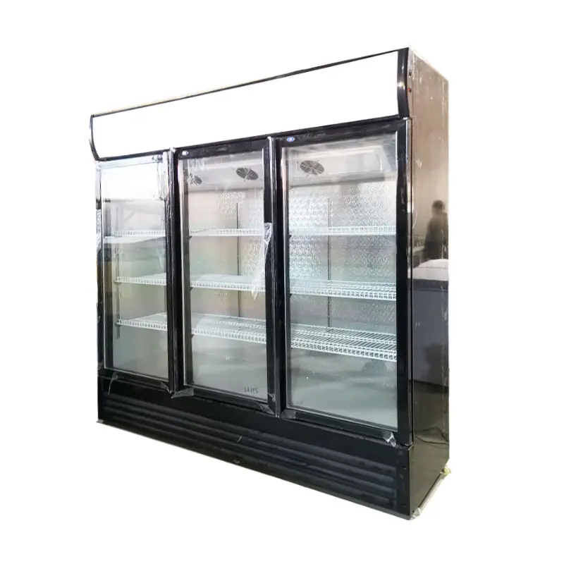 Refrigerador vertical comercial con 3 puertas de cristal, escaparate de bebidas frías con pantalla LED