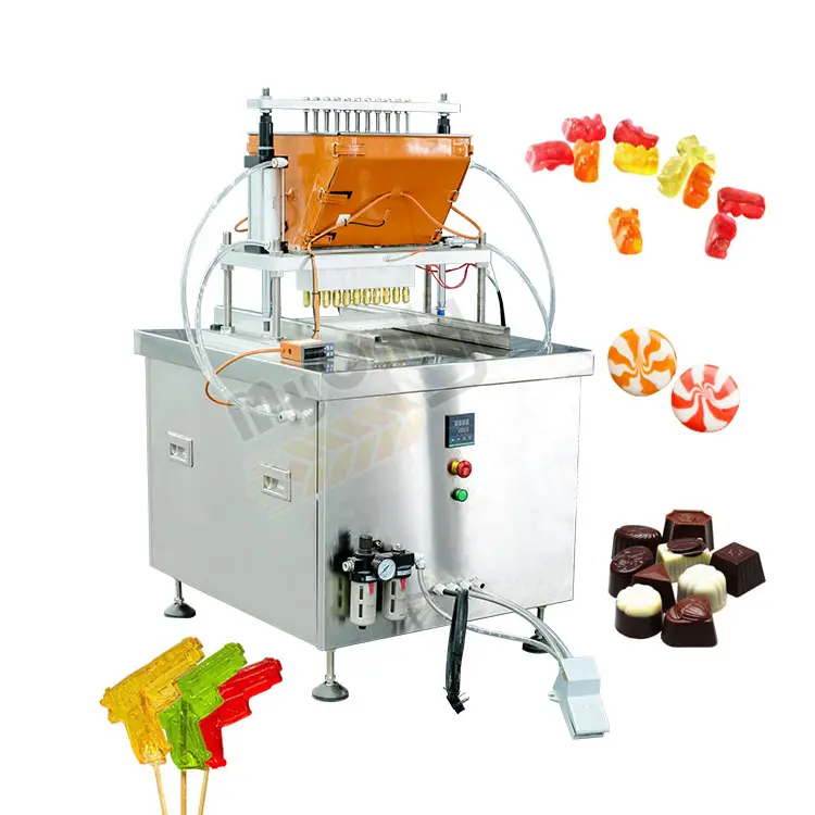 Günstige Quarter Chocolate Deposit Ingwer Sweet Candy Pour Make Chain Die Form Maschine der Süßigkeiten Maschine
