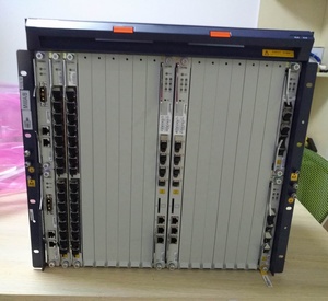 Sistema C300 GPON OLT 2 * 10GE Uplinks 8 * Puertos GPON Solución de oficina central FTTH Equipo de fibra óptica para redes IP Wi-Fi - Product Image 6