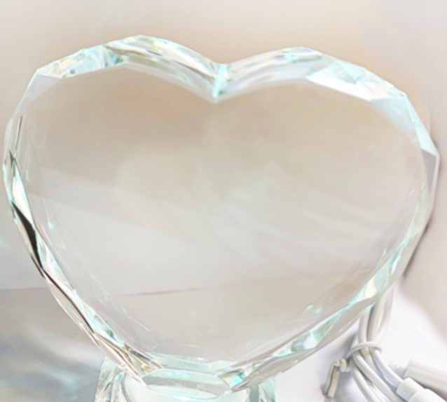 Clear 10cm heart without base