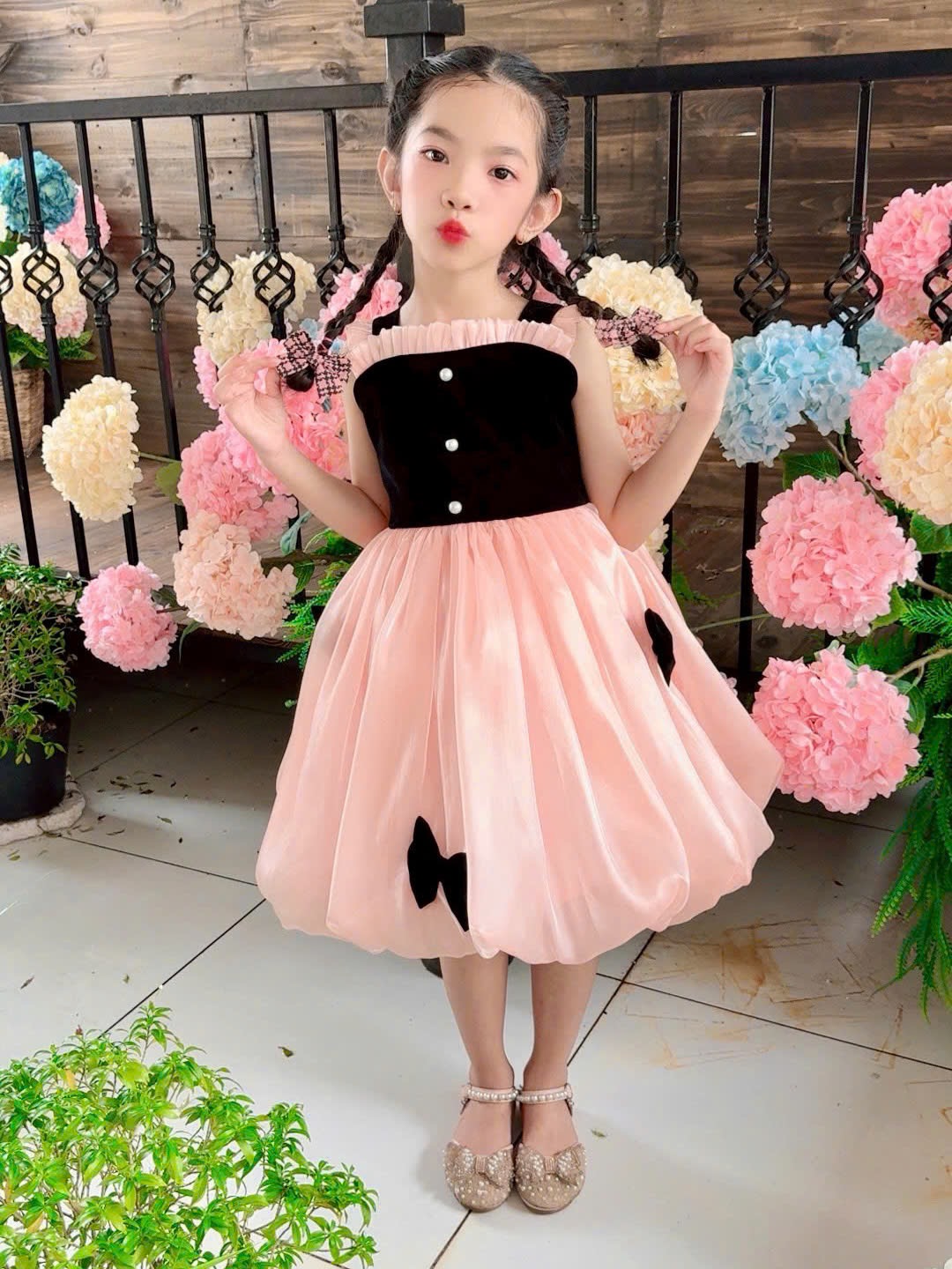 สีชมพู/สีดำ