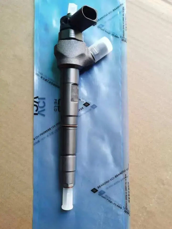 Injecteur à rampe commune de haute qualité injecteur de carburant Diesel 03L130277Q 0445110646 0445110647 0445110369 03L130277J pour bosch Golf Audi