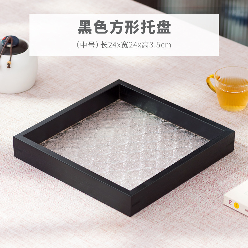 Carré noir taille moyenne 24*24