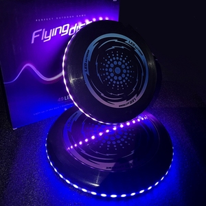 จานร่อนแอลอีดีทำจากพลาสติกที่ทนทานจานร่อน360เรืองแสงได้ตามต้องการ - Product Image 4