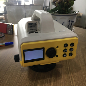 Auto <strong>Level</strong> 32x <strong>Automatic</strong> <strong>Level</strong> 32x <strong>Automatic</strong> <strong>Level</strong>