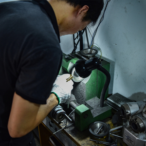 Factory Direct Wholesale <strong>Computer</strong> <strong>Numerical</strong> <strong>Control</strong> Automatic Cloth Rhinestone Glue Spray Applicator Machine - Product Image 6