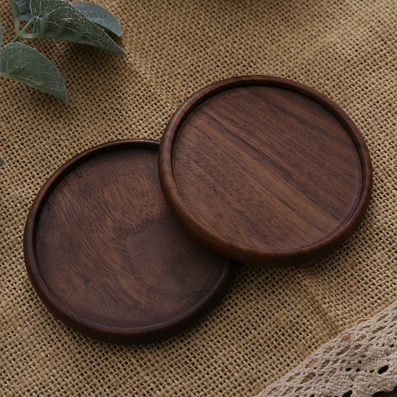 Ranura circular de madera de nogal de 10x10 cm.