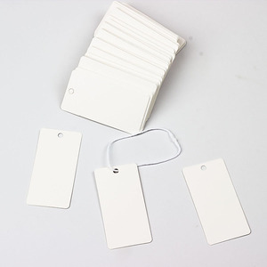 7550 etiquetas colgantes de papel en blanco blancas de forma Rectangular baratas personalizadas con cuerda de algodón para ropa, cerraduras a presión de plástico, etiquetas colgantes - Product Image 3