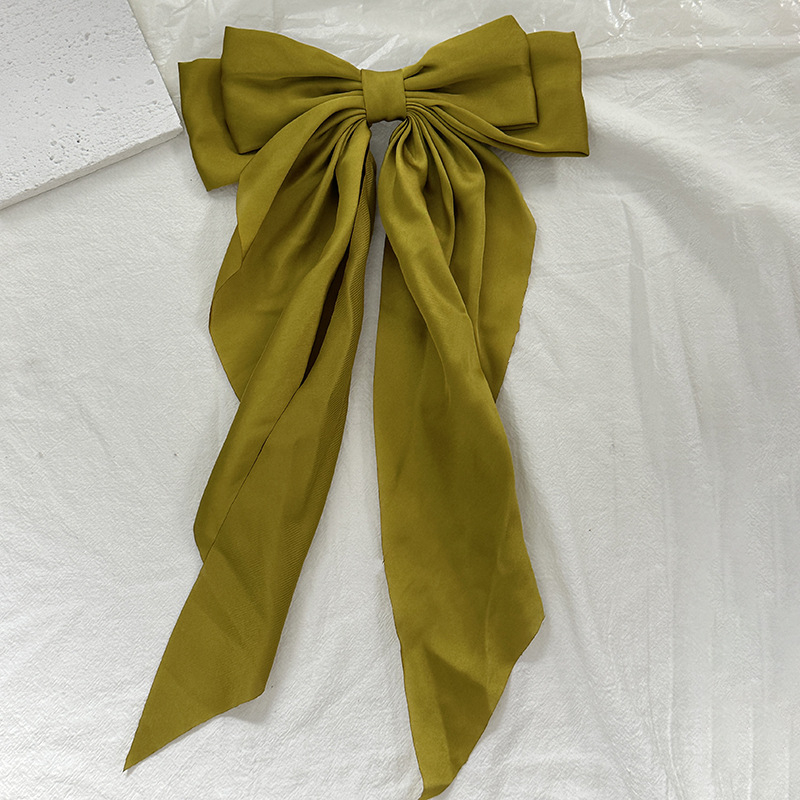 yellowish green