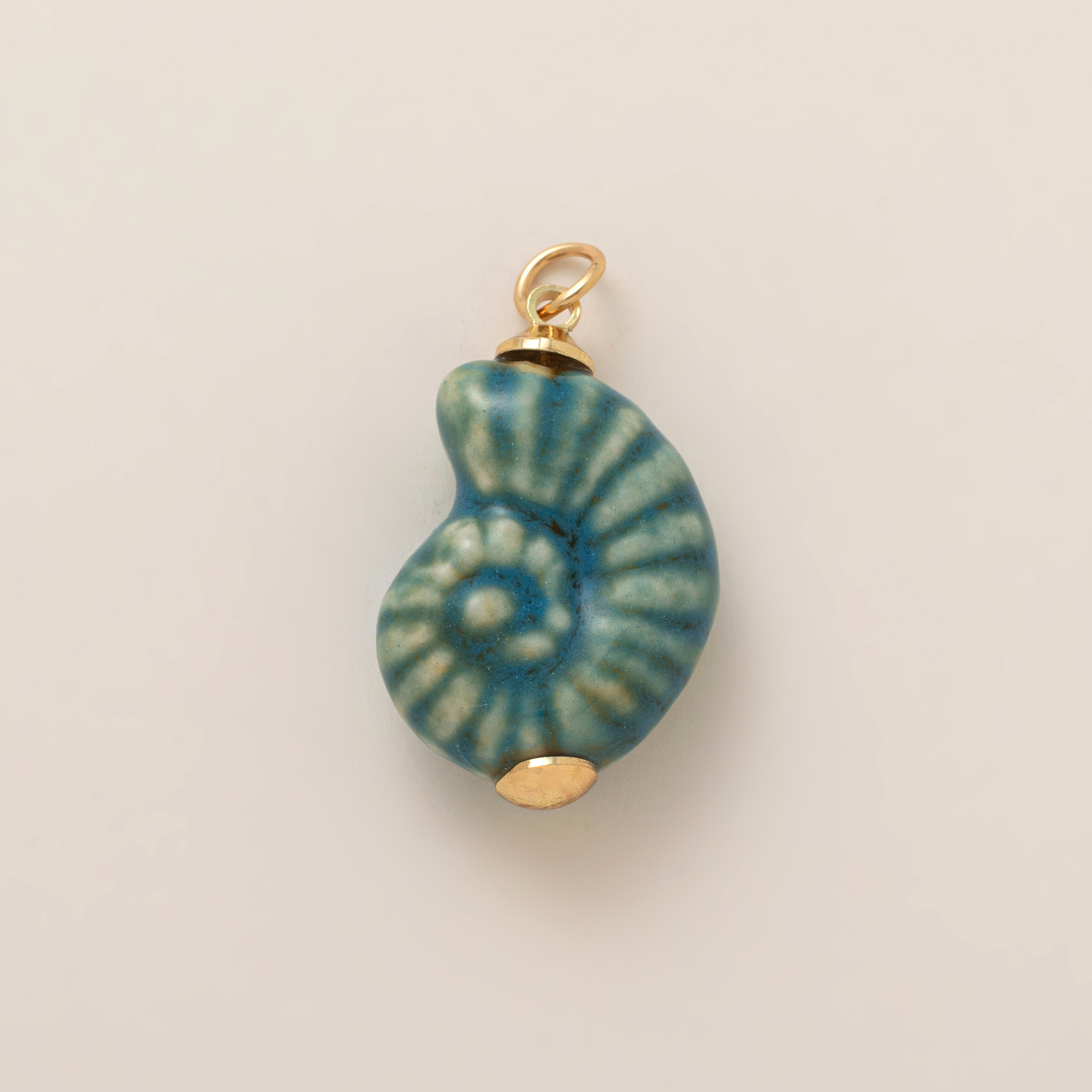 Blue conch pendant