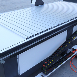 Máquina enrutadora CNC multifunción fácil de operar para corte y grabado de carpintería