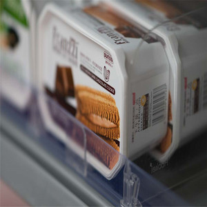 Supermarket Plastic <strong>Automatic</strong> Fridge Auto Feed Spring <strong>Loaded</strong> Bottle Canned Drink Beverage Metal Roller Glide <strong>Shelf</strong> Pusher <strong>System</strong> - Product Image 3