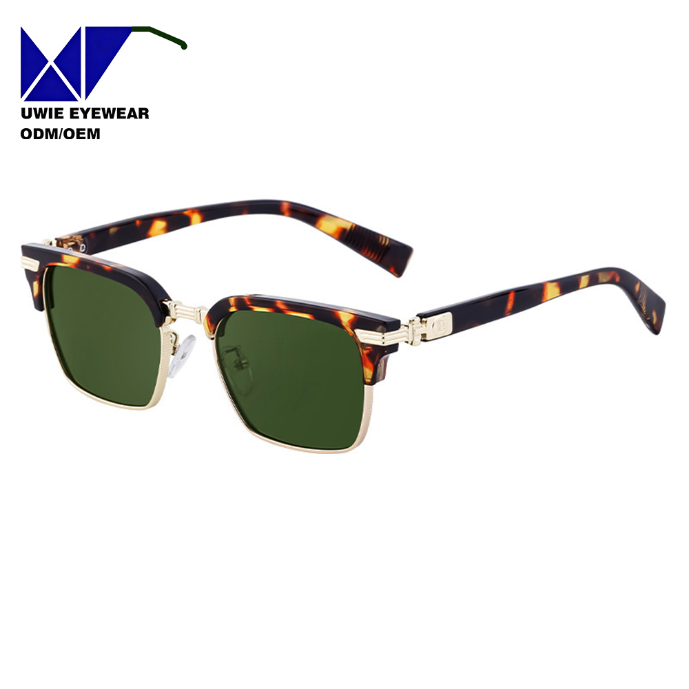 Tortoiseshell frame with green lenses