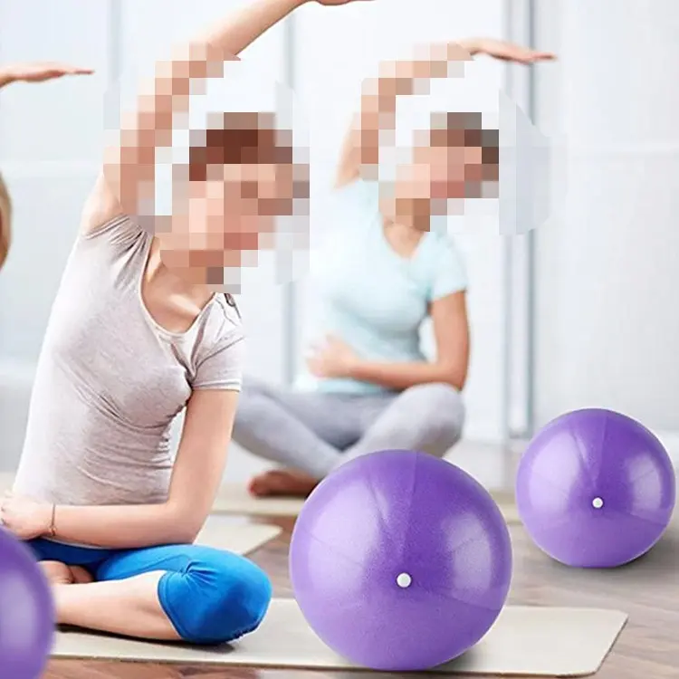 Fitness Yoga Ball 25 CM eco-friendly PVC Adulto Crianças Cartoon Horn Jumping Hopper Ball