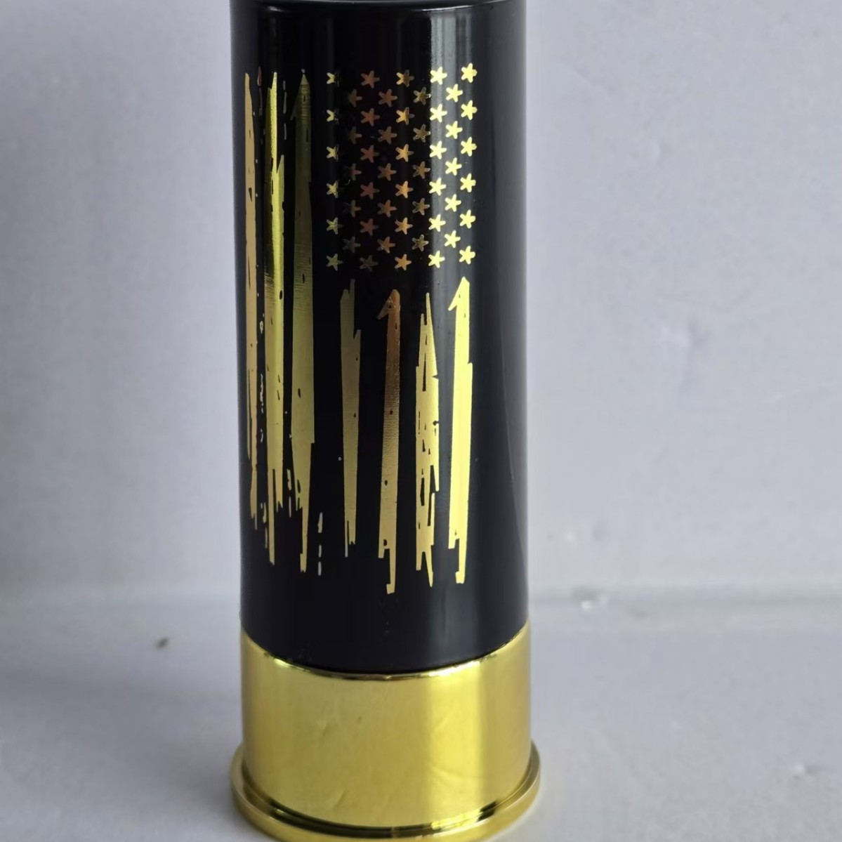 Drapeau de pistolet fin imprimé noir