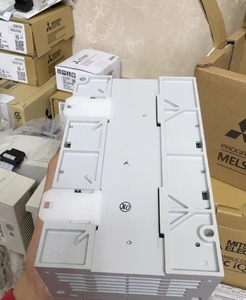 FX5U-32MT/ESS originale genuino PLC modulo Controller programmabile FX5U-32MT/ESS ingresso 32 uscita modulo CPU FX5U-32MT/ESS