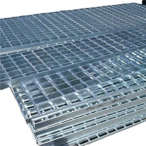 Various Specification Safe Reliable Q235B Q335B <strong>A36</strong> Ss304 Galvanized <strong>Steel</strong> Serrated <strong>Grating</strong>