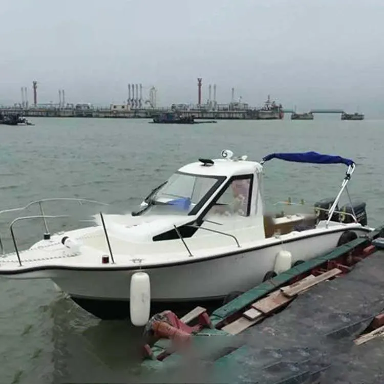 Barco de pesca de cabina cerrada con motor fueraborda SG750B de 25 pies