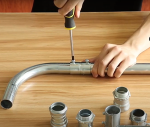 <strong>UL</strong> Certified Steel Material EMT Conduit Set Screw Coupling <strong>1</strong>/2&quot;-4&quot; Electric Metallic <strong>Tube</strong> EMT Set-Screw Coupling for EMT Conduit - Product Image 4