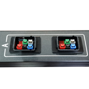 יעילות גבוהה שלוש שלב t21 s21 p33 pdu 415v 63a מתלה pdu יחידת הפצת כוח - Product Image 4