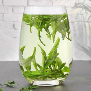 Il pluripremiato tè verde selezionato G-TZ05 il vincitore del premio per l'eccellenza biologica è disponibile per la vendita al dettaglio sfuso