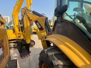 Integrated 4WD Backhoe Loader-Excavator for Engineering &amp; Agriculture with Digging/<strong>Loading</strong> <strong>Functions</strong> Core Gearbox Component - Product Image 2
