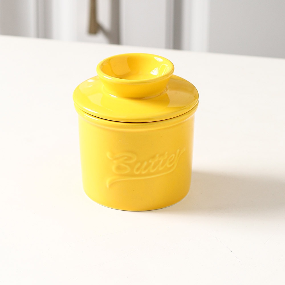 Jaune