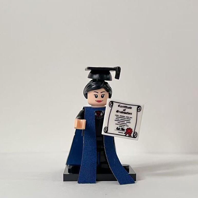 Toga de graduación azul, 12 unidades + 03 certificados