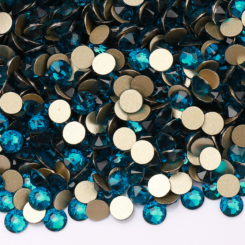 012. Zircon Bleu