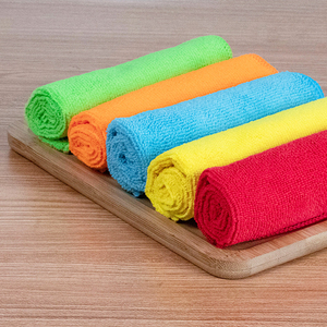 Yüksek kaliteli renkli mikrofiber temizlik bezi yumuşak ve kalın yüksek su emici yıkama bezi çalışmak kolay - Product Image 4