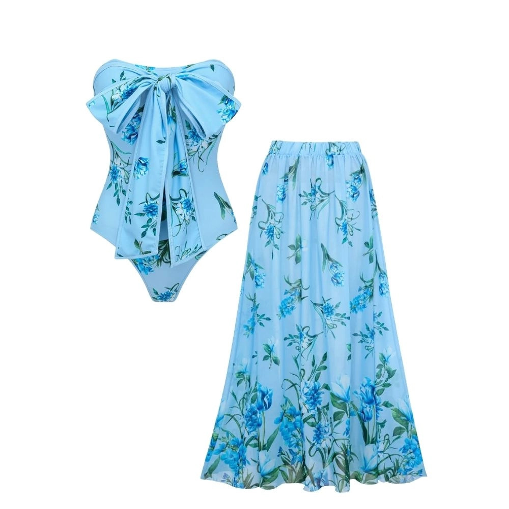Ensemble bleu clair