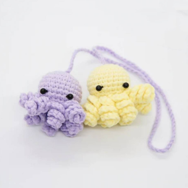 Pulpo morado y amarillo